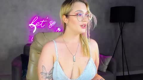 Viickie online show from 08.05.26