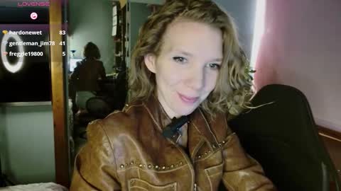 daisy_lovely online show from 11.24.25