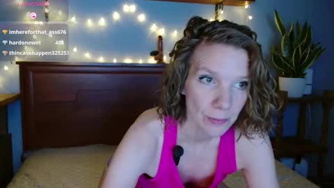 daisy_lovely online show from 12.02.25