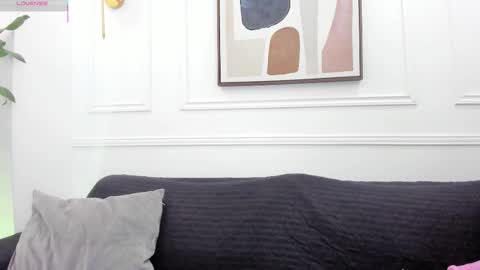 Snapshot of daisy_price chatting on 09.13.25 Daisy Price online show from 09.13.25