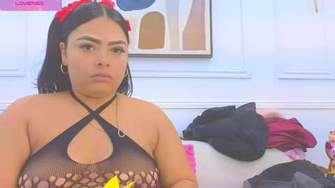 Daisy Price online show from 06.06.26