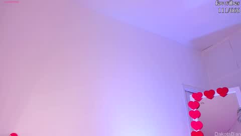 Snapshot of dakota_blare chatting on 02.15.25 Dakota online show from 02.15.25