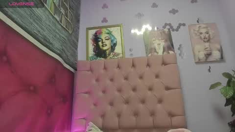 Mariana online show from 10.03.25