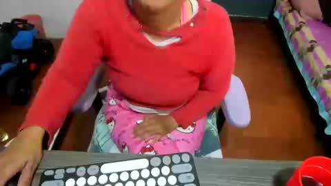Snapshot of daleska_delicious1 chatting on 10.18.25 daleska_delicious1 online show from 10.18.25