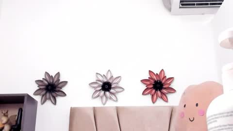  Ren  online show from 01.23.25