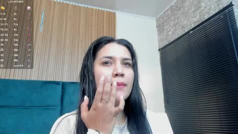 Violeta online show from 05.25.26