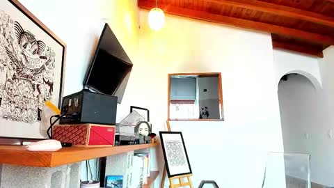 Almendra online show from 02.21.26