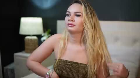 Snapshot of daliamissy chatting on 06.28.26 Dalia online show from 06.28.26