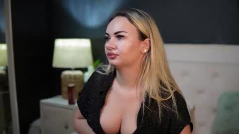 Snapshot of daliamissy chatting on 07.07.26 Dalia online show from 07.07.26