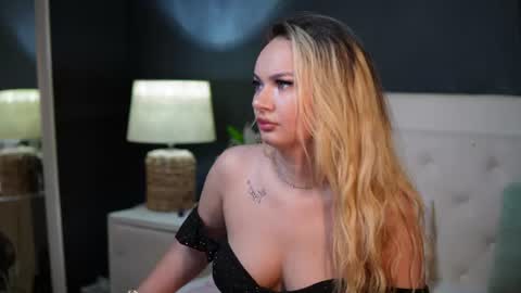 Snapshot of daliamissy chatting on 07.19.26 Dalia online show from 07.19.26