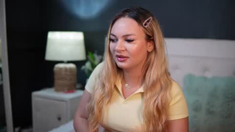 Snapshot of daliamissy chatting on 07.26.26 Dalia online show from 07.26.26