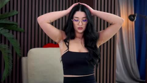 Snapshot of daliaveyron chatting on 01.09.26 Dalia online show from 01.09.26