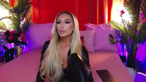 DalidaSelena online show from 05.13.26