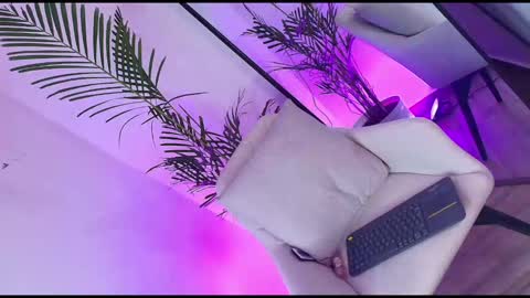 dalilathoms online show from 01.17.26