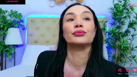 daliyaa_ online show from 04.27.26