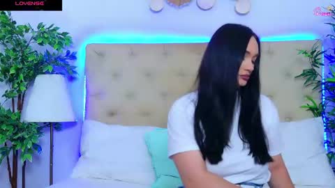 Snapshot of daliyaa_ chatting on 06.22.26 daliyaa_ online show from 06.22.26