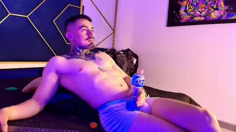 Dallas whitee online show from 03.22.26