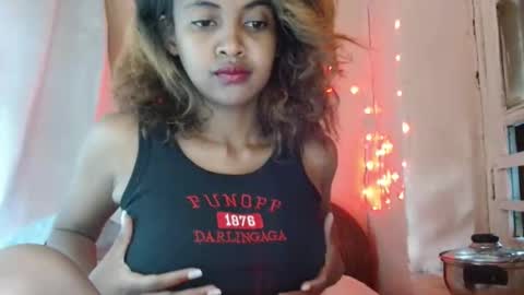 Snapshot of dallyarose chatting on 01.08.26 dallyarose online show from 01.08.26