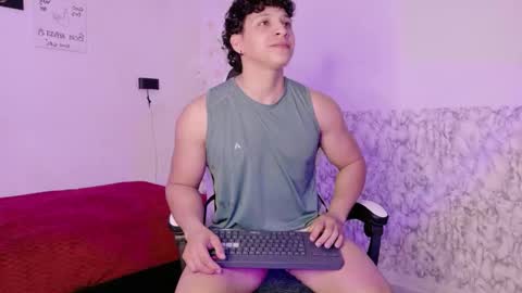 Snapshot of dalton_bigcock chatting on 05.15.26 dalton_bigcock online show from 05.15.26