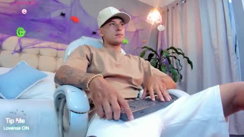 DAMIAN online show from 10.07.25