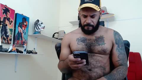 Snapshot of damian64436171 chatting on 10.20.25 damian64436171 online show from 10.20.25