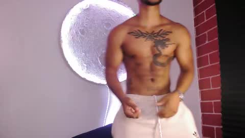 instagram damiannreed. online show from 12.02.24