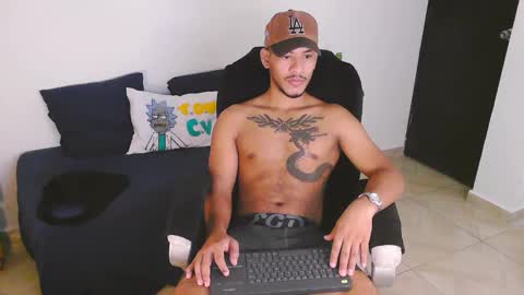 instagram damiannreed. online show from 09.10.25