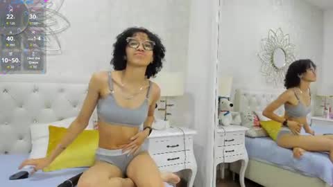 Snapshot of damianna_ chatting on 07.30.26 Damiana online show from 07.30.26