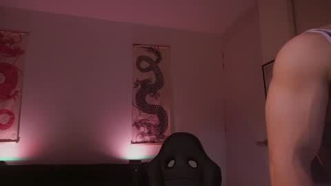 insta damn8   --------  online show from 12.12.24