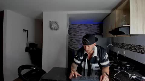 INSTAGRAM  DAMMIANMILLEROFICIAL online show from 02.20.26