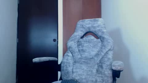 dammuscle online show from 10.29.25