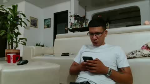 damyan_2003 online show from 03.07.26