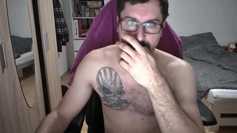 King Dan online show from 12.21.25