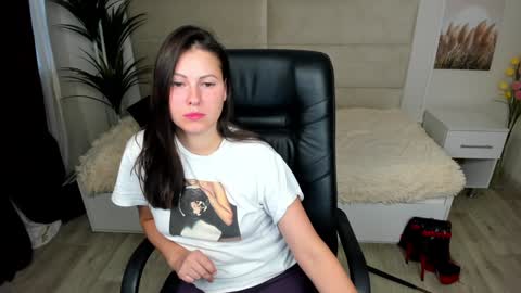 Snapshot of dana_dom chatting on 01.15.25 Dana Dom online show from 01.15.25