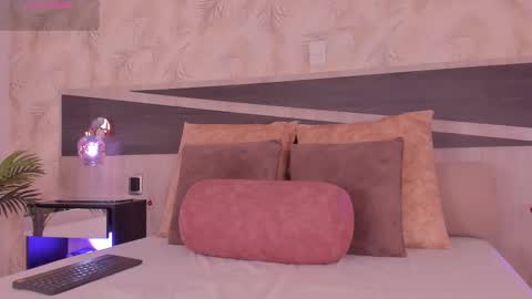 Snapshot of dana_haze chatting on 02.27.26 Dana online show from 02.27.26