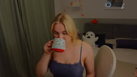 Dana online show from 11.03.25