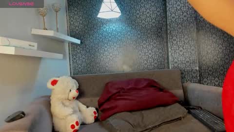 I am Dana  Check mi profile online show from 01.19.26