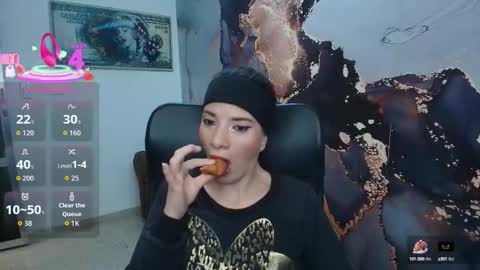 Danaa Rey online show from 10.10.25