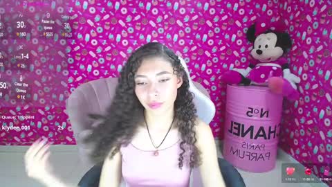 Snapshot of danatella_a chatting on 02.11.25 Danatella online show from 02.11.25