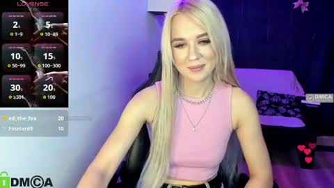 dances_queen online show from 08.04.26