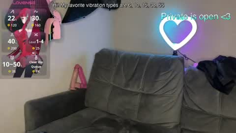 Snapshot of dandelion_sea chatting on 07.28.26 dandelion_sea online show from 07.28.26