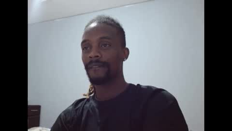 Snapshot of dangerhook chatting on 11.21.25 dangerhook online show from 11.21.25