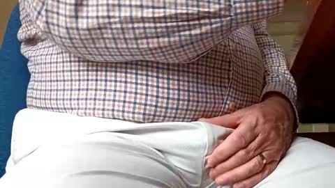 Snapshot of dangermouse2031 chatting on 12.22.25 dangermouse2031 online show from 12.22.25