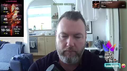 Snapshot of dangerous_kitkat chatting on 09.08.25 Dangerous kitkat online show from 09.08.25