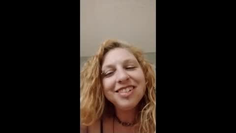 Snapshot of dani_rae27 chatting on 02.08.26 Wonder Lust online show from 02.08.26