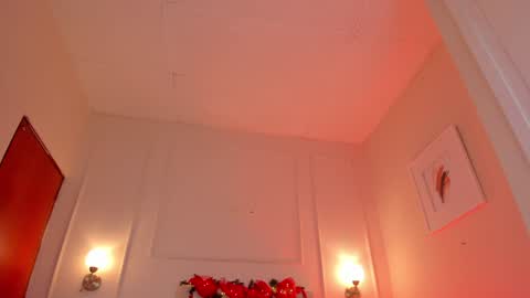 Snapshot of dani_skinny_ chatting on 12.12.24 Hi I am Dani online show from 12.12.24