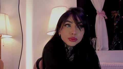Dani online show from 12.18.25