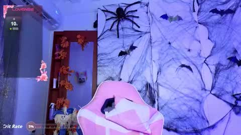 Snapshot of daniabet chatting on 10.28.25 valentina online show from 10.28.25