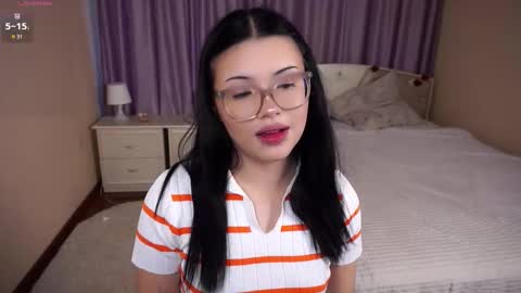 Snapshot of danibedonie chatting on 09.29.25 Venice online show from 09.29.25