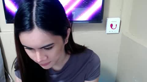 Snapshot of danica_wild chatting on 12.19.25 Danica online show from 12.19.25